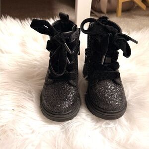 Cat @ Jack Sparkly Black Kids Boots